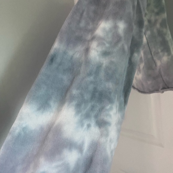 Cropped long sleeve - Picture 3 of 4